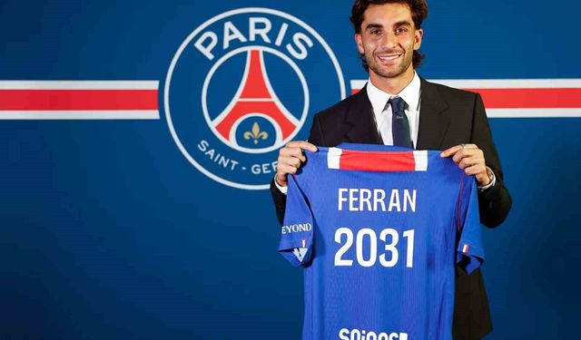 PSG, İspanyol Yıldız Ferran Torres'i Transfer Etti