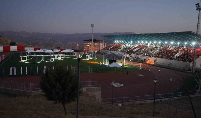 Şırnak'ta Dronelar Gece Yarıştı: TEKNOFEST Heyecanı
