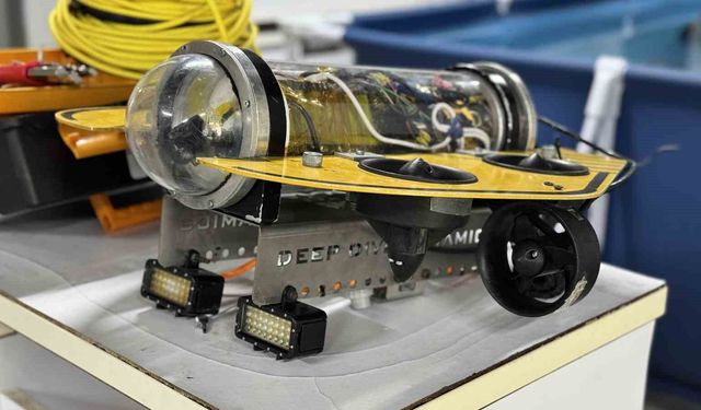 Su Altında Yarışacak İnsansız Araç, Yerli Motor ve Işıklarla Geliştirildi