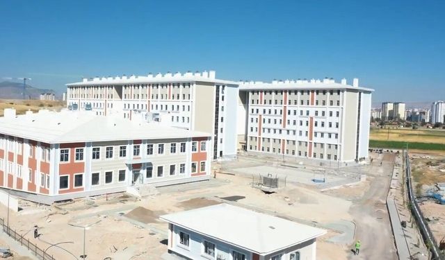 Talas'ta 3 Bin Kişilik Öğrenci Yurdu İnşaatı Tamamlandı