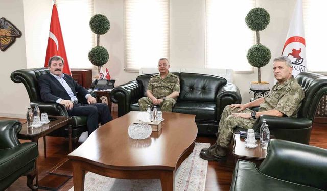 Tümgeneral Fethi Oltulu, Samsun Garnizon Komutanı olarak göreve başladı