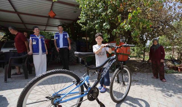 Umut'a Yeni Bisiklet, Yangın Sonrası Mutluluğu Artık Yeniden