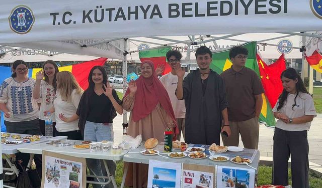 Yabancı öğrenciler kültürel lezzetlerini tanıttı