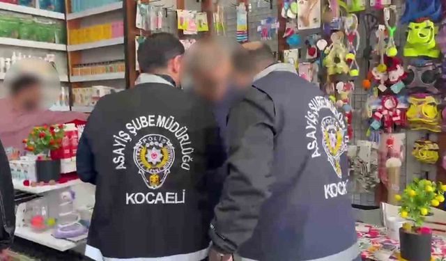10 Yıldır Firari Olan Dolandırıcı, Dükkanında Polise Yakalandı