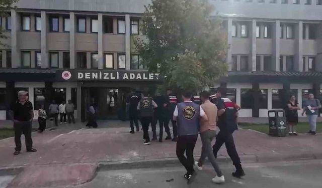 Adliyeye Sevk Edilen Şüphelilere Ailelerinden Şok Tepki