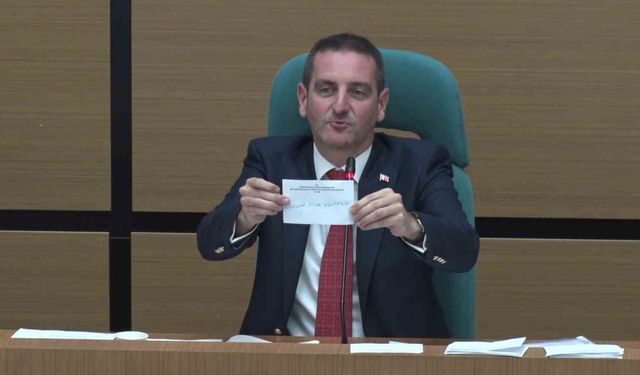 Üsküdar’da başkanvekili seçimi sonuçlandı! Dündar Ziya Gültekin 23 oyla seçildi