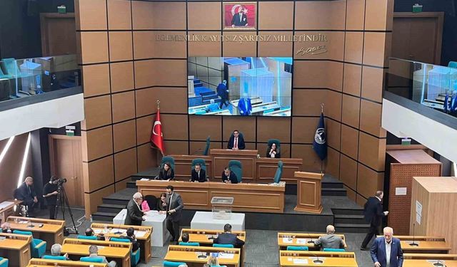 Üsküdar’da gizli oylamada sürpriz! 21 oyu vardı 23 çıktı: Başkanvekilliği seçimi son tura kaldı