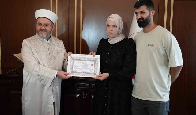 Alman Denise Çakıcı, Gazze'deki dram sonrası İslam'ı seçti