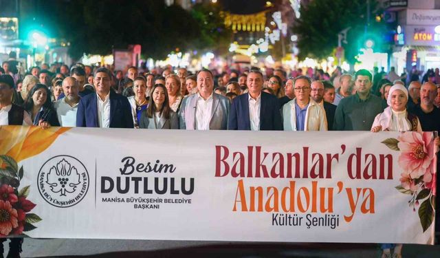 Anadolu'yu Renklendiren Kültür Şenliği: Candan Erçetin Coşkusu