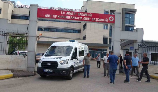 Antalya'da Dehşet: Eşini, Kayınvalidesini ve Kayınpederini Öldüren Şüpheli Yakalandı