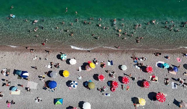 Antalya'ya 8 ayda 11 milyonun üzerinde turist geldi