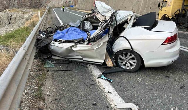 Artvin-Erzurum Kara Yolunda Feci Kaza: 1 Kişi Hayatını Kaybetti