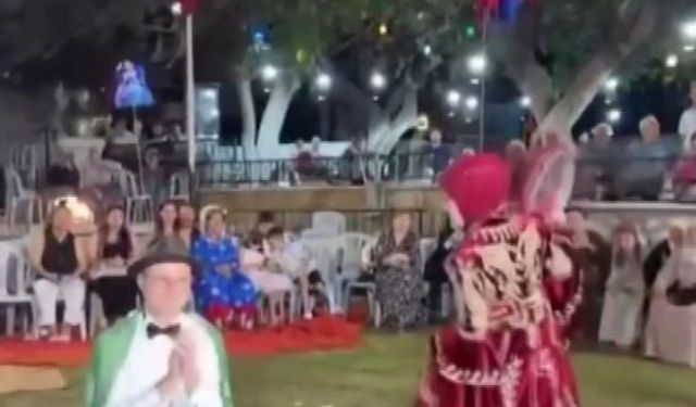 Ateşoğlu Ailesi Düğün Davetiyle Dikkat Çekti