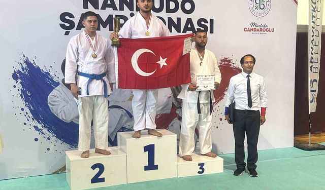 Aydınlı Hemşire Fuat Akküç, Nanbudo Dünya Şampiyonu Oldu