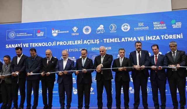 Bakan Kacır, Diyarbakır'da Sanayi ve Teknoloji Projeleri İçin Temel Attı