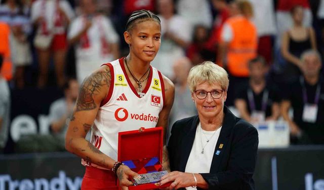 CEV Avrupa Şampiyonası'nda ödüller verildi