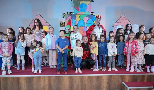 Çocuklar Sanatla Dolu Bir Şenlikte Eğlendi