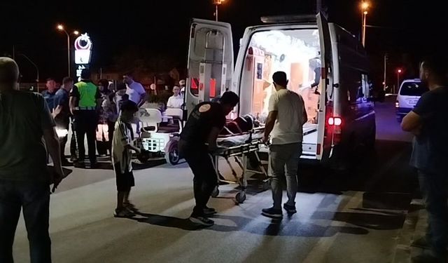 Çorum'da Araç ve Elektrikli Motosiklet Kazası: 3 Kişi Yaralandı