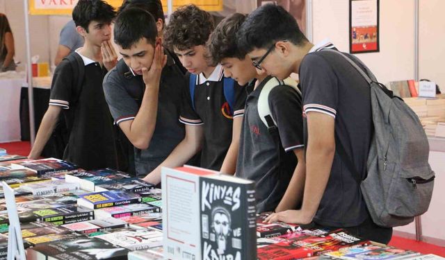Diyarbakır 10. Kitap Fuarı'na yoğun ilgi