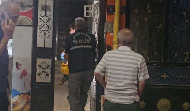 Elazığ'da evde çıkan tartışma silahlı ve bıçaklı kavgaya dönüştü: 2 yaralı