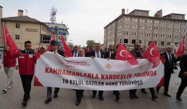 Erzurum'da Gaziler Günü Korteji Coşkuyla Gerçekleştirildi