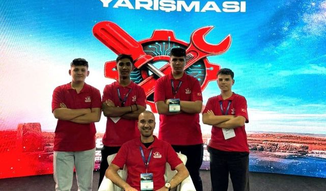 Eskişehirli Öğrenciler TEKNOFEST 2026'da Büyük Başarı Elde Etti