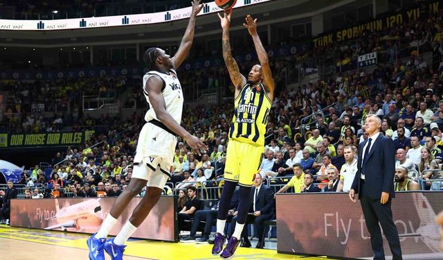 Fenerbahçe Euroleague'de Sezona Zaferle Girdi