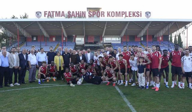 Gaziantep Protokolü'nden Gaziantep FK'ya Destek Ziyareti