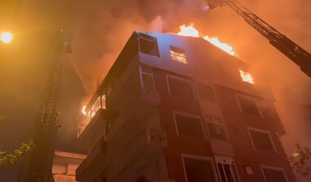 Güngören'de Kentsel Dönüşüm Alanında Korkutan Yangın: O Anlar Görüntülendi