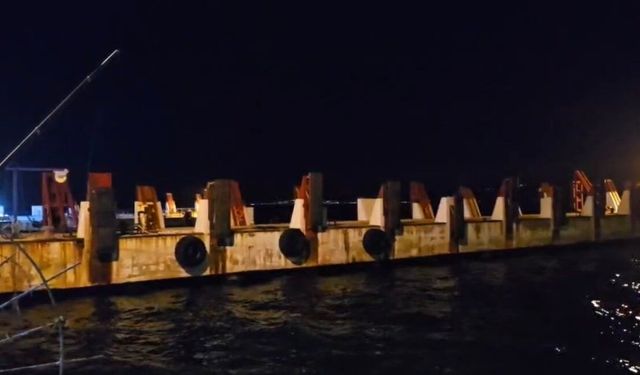 İDO deniz otobüsü Mudanya İskelesi'ne çarptı: Yolcuların panik anları kamerada