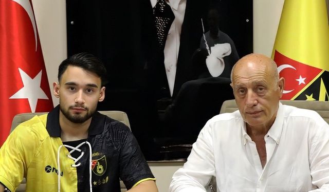 İstanbulspor, Ünal Emre Durmuşhan ile anlaştı