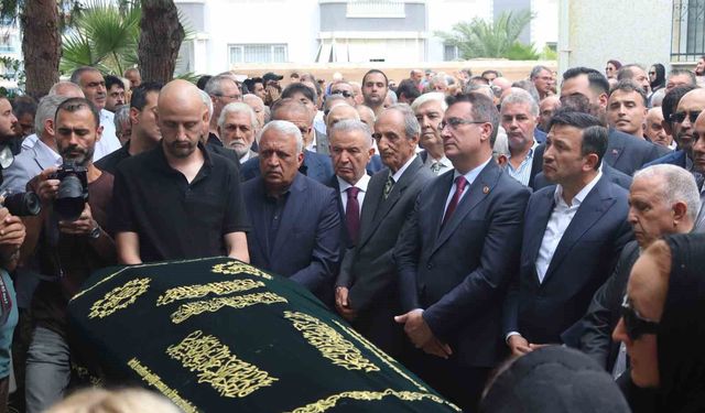 İzmir'in Efsane Başkanına Son Veda