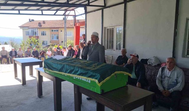 Kalp Krizi Nedeniyle Hayatını Kaybeden 12 Yaşındaki Muhammet Ali Uğurlandı
