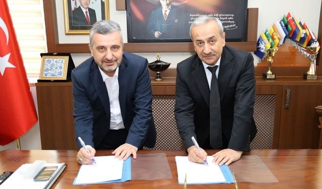 Karabük'te Eğitim ve Edebiyat Alanında Önemli Protokol İmzalandı