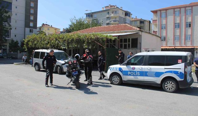 Kıraathane Çalışanı Tüfekle Vurdu: Bir Kişi Hayatını Kaybetti