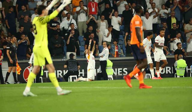 Lucas Torreira, Bu Sezonki İlk Golünü Başakşehir'e Karşı Attı
