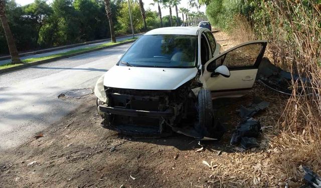 Manavgat'ta Aynı Cadde Üzerinde Peş Peşe İki Feci Kaza