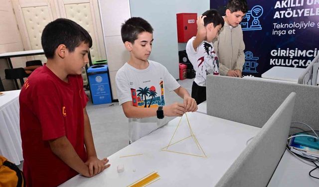 Manisa Akademisi'nden Gençlere Robotik ve Mühendislik Eğitimi
