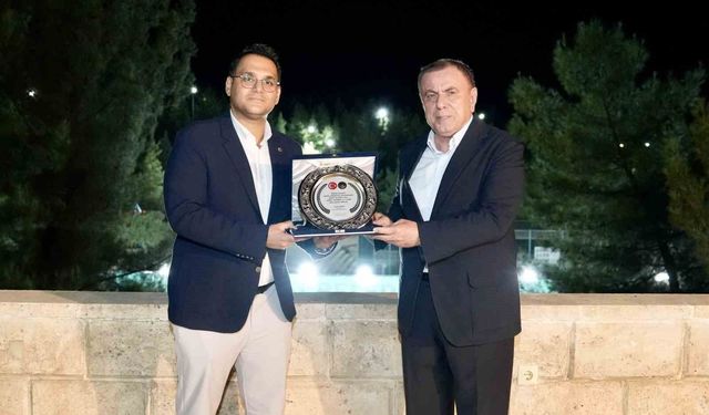 Midyat Belediye Başkanı Veysi Şahin, Hastane Yönetimi ve Hekimlerle Sağlık Hizmetlerini Değerlendirdi