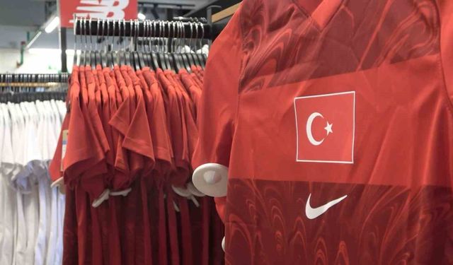 Milli Formalar Bursastore'da Heyecanla Satışta