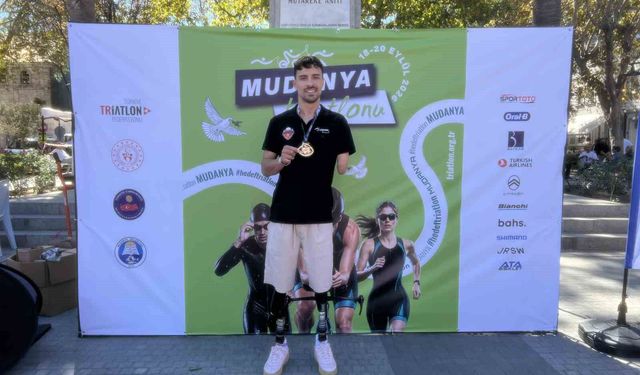 Mudanya Triatlonu'nda Muhammed Ali Aydın'ın Azmi Parladı