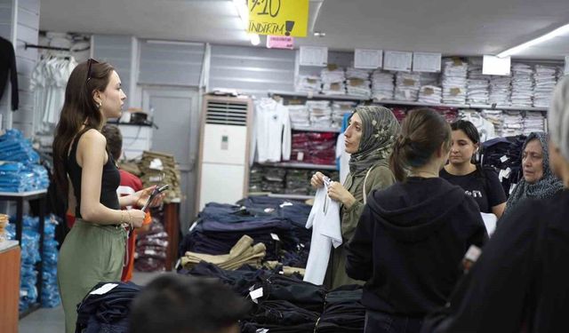 Okul Formasında Dikkat Çeken Sahte Etiket Uyarısı