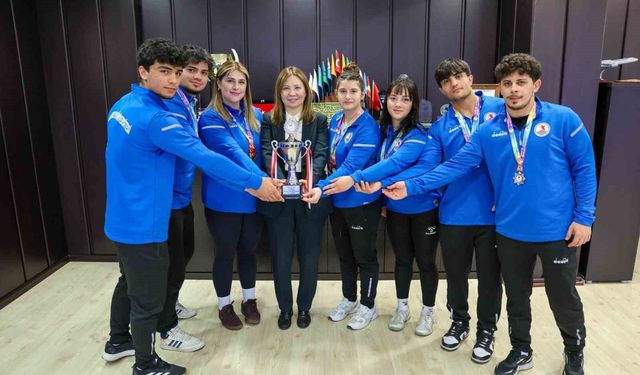 OMÜ Öğrencileri, Spor Müsabakalarında 38 Madalya Kazandı