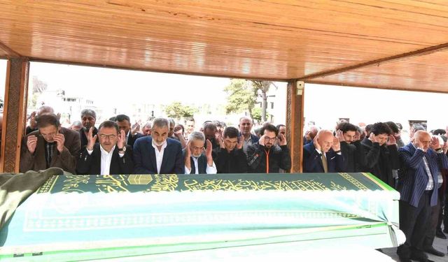 Orhan Bulutlar'ın Kız Kardeşi Edibe Avcı Son Yolculuğuna Uğurlandı