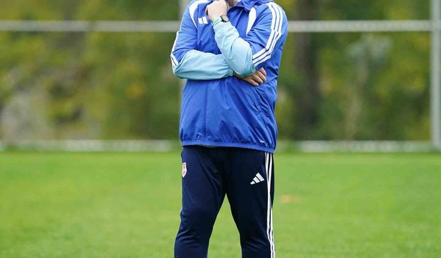 Pendikspor'un Taç Atışı Antrenörü Thomas Gronnemark: 'Taçlarda Başarılı Olmak Maçın Kaderini Belirler'
