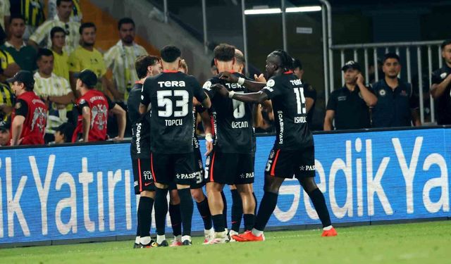 Rıdvan Yılmaz Derbide Gol Hasretini Giderdi