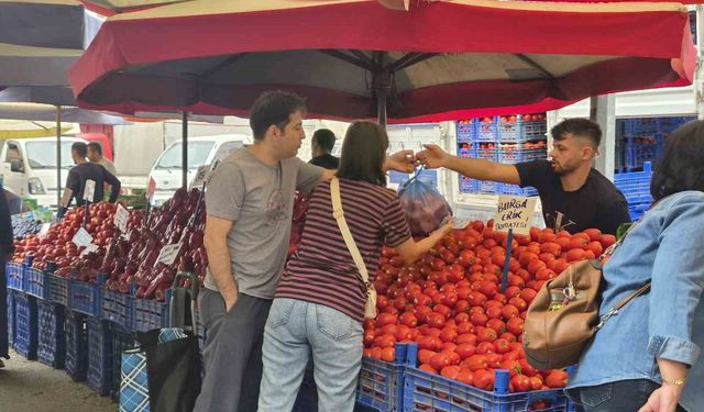 Sebze ve Meyve Fiyatlarına Durdurulan Manipülasyon: Eskişehir'de Vatandaşların Yüzü Güldü