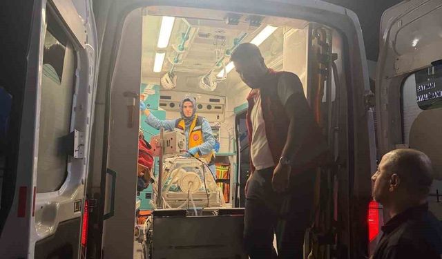 Siirt'te 2 günlük bebeğe TAPVD tanısı: Ambulans uçakla İstanbul'a sevk edildi