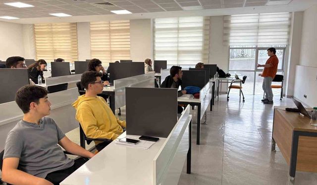 Son Günler! 'Üniversiteni Yaşa' Projesine Başvuru İçin Fırsat Kaçıyor