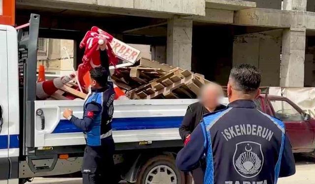 Tabelayı kurtarmak için 'Belediye başkanı akrabam' dedi, zabıta geri adım atmadı